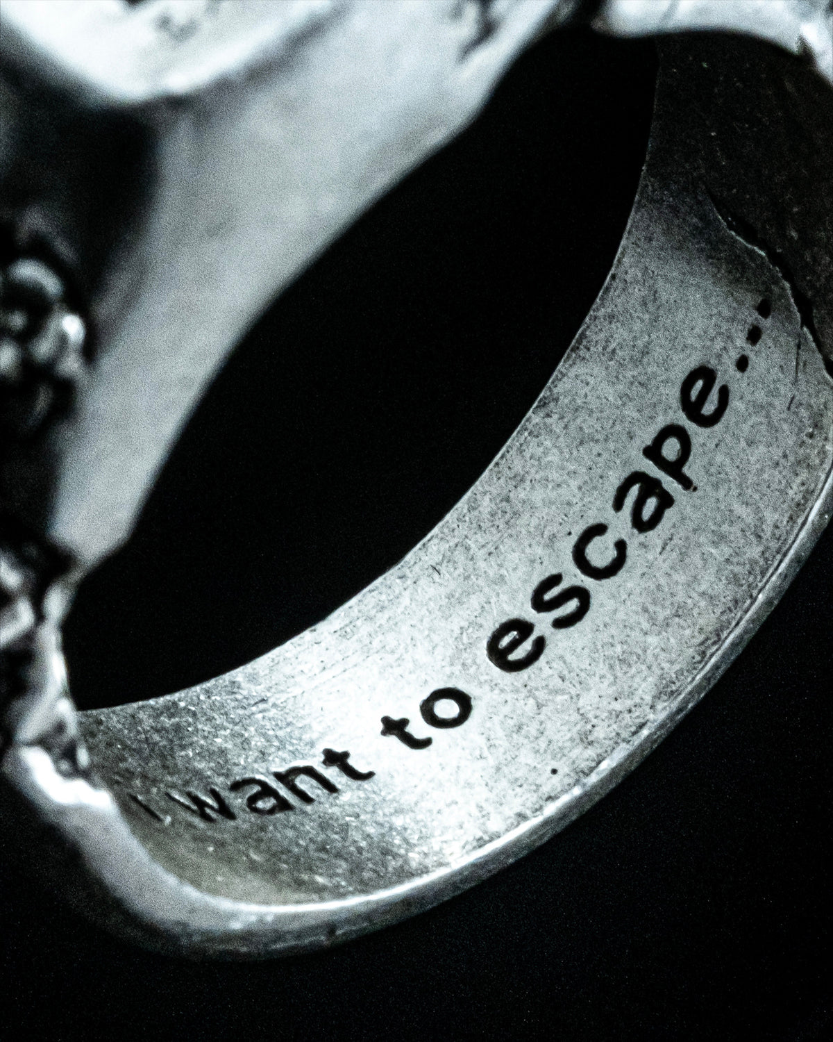The Escape Ring– Cool Shirtz